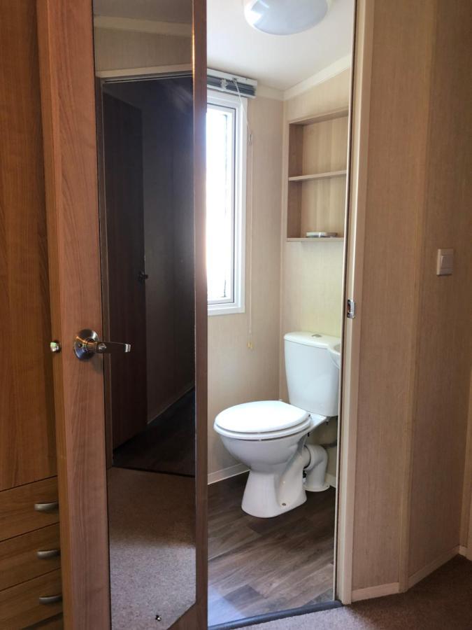 Popular Property In بيمبريدج المظهر الخارجي الصورة