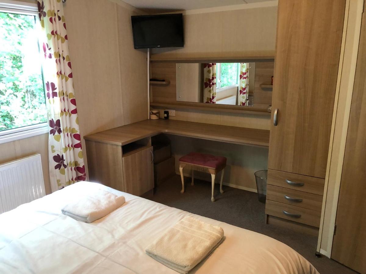 Popular Property In بيمبريدج المظهر الخارجي الصورة